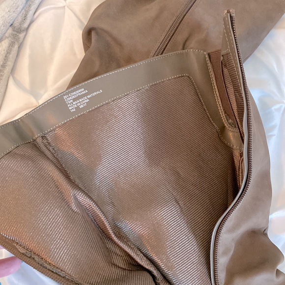 Brand new brown wide calf faux suede boots!  Size 7.5 wide! - Picture 2 of 5